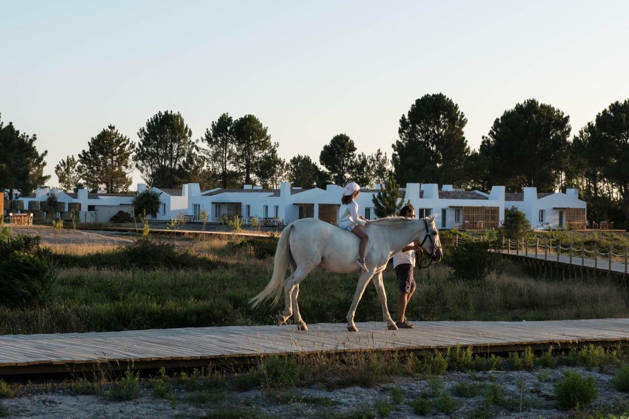 Craveiral Farmhouse By Belong Staying & Feeling São Teotónio Exterior foto